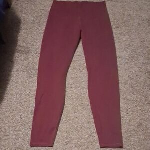 Old Navy Active Balance Leggings in Deep Plum